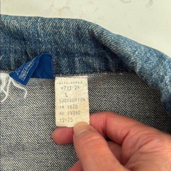 Vintage Jeans Joint Classic Denim Jacket.  Size Large. - Picture 4 of 4